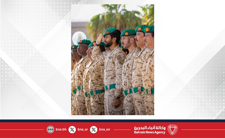 سمو الشيخ ناصر بن حمد آل خليفة يحضر طابور القائد للحرس الملكي